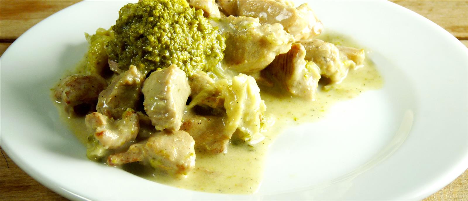 tejszines_brokkolis_csirkemell_pecsenye.jpg tejszines_brokkolis_csirkemell_pecsenye.jpg